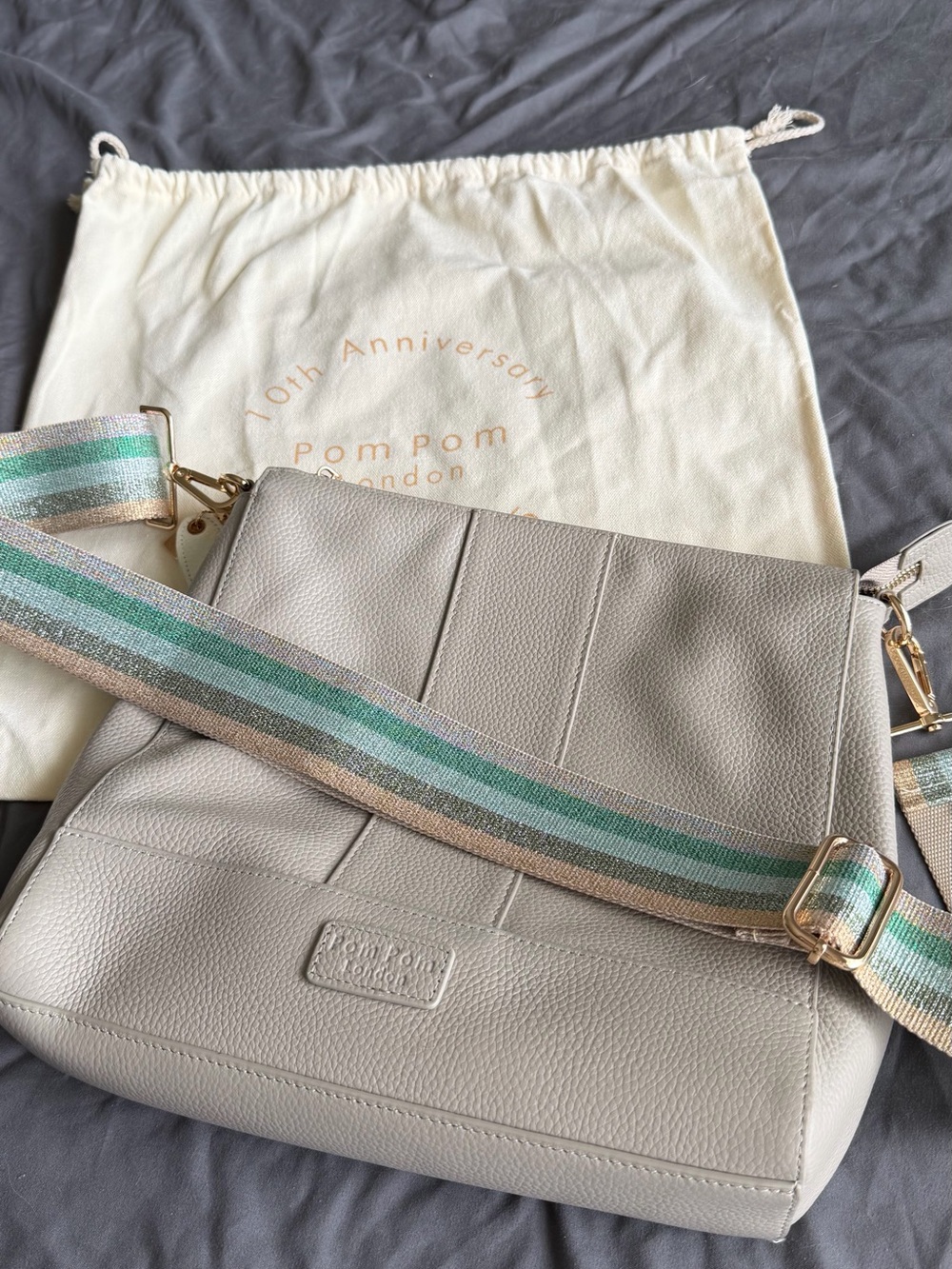 Pom Pom London Westminister Bag in Light Gray with Striped Strap